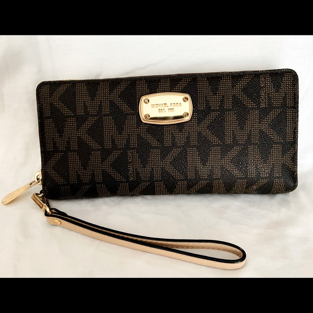 Michal Kors Wallet